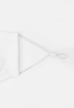 Karl Kani SIGNATURE FACE MASK - Stoffmaske - White, Unisex 15 Karl Kani SIGNATURE FACE MASK - Stoffmaske - White, Unisex -Outlet KARL KANI Store 7a0931f877614d99812369067ac46e64