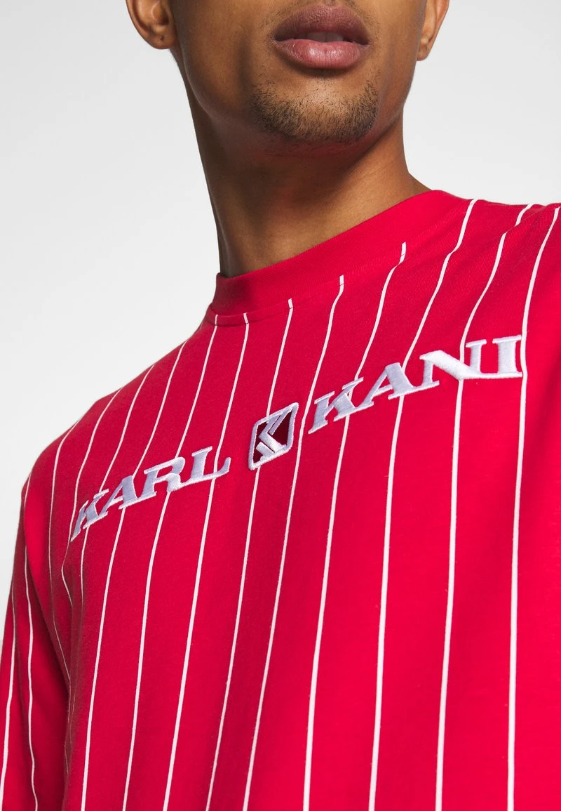 Karl Kani UNISEX RETRO PINSTRIPE - Langarmshirt - Red 8 Karl Kani UNISEX RETRO PINSTRIPE - Langarmshirt - Red – Bild 6