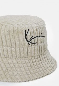 Karl Kani SIGNATURE FUZZY BUCKET HAT UNISEX - Hut - Sand -Outlet KARL KANI Store 7bf4ab8158bd4b61bf478aeb73bcb234