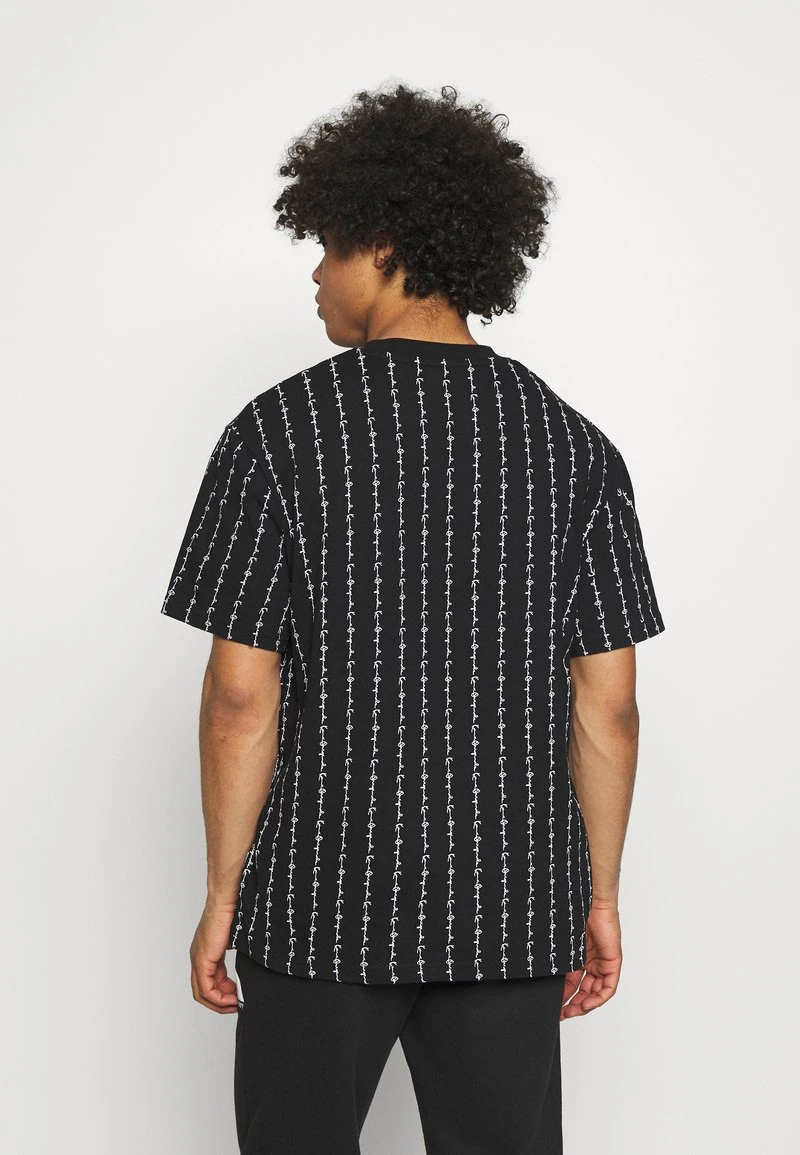 Karl Kani SIGNATURE LOGO PINSTRIPE TEE - T-Shirt Print - Black, Herren 5 Karl Kani SIGNATURE LOGO PINSTRIPE TEE - T-Shirt Print - Black, Herren – Bild 3