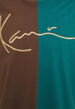 Karl Kani SIGNATURE BLOCK TEE UNISEX - T-Shirt Print - Brown 7 Karl Kani SIGNATURE BLOCK TEE UNISEX - T-Shirt Print - Brown -Outlet KARL KANI Store 831daf8a865e45d18867455fb3912427