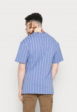 Karl Kani SIGNATURE LOGO PINSTRIPE TEE BLUE UNISEX - T-Shirt Print - Blue -Outlet KARL KANI Store 837ae0d68d0844d69a0859788534d6a8