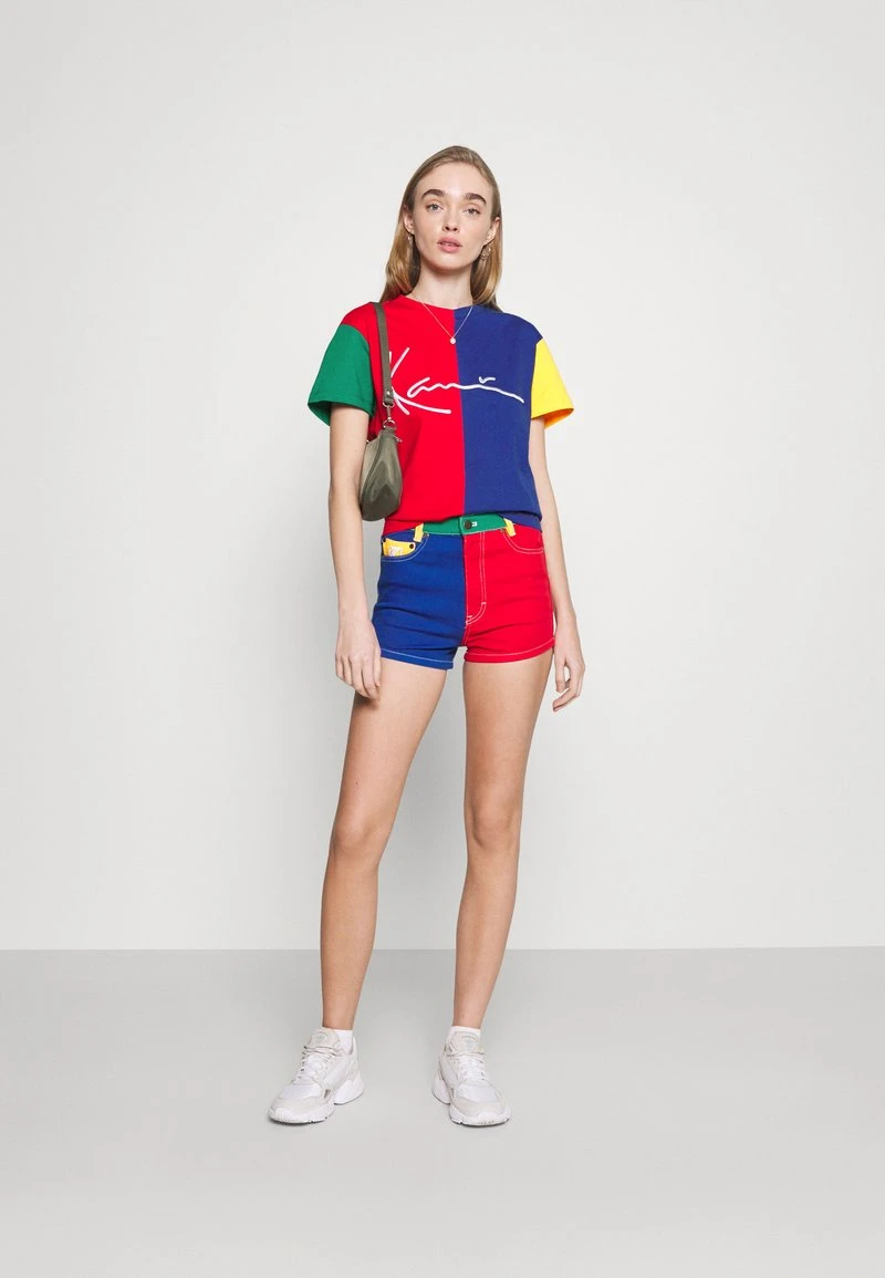 SIGNATURE BLOCK TEE - T-Shirt print - multicolor Karl Kani SIGNATURE BLOCK TEE - T-Shirt Print - Multicolor, Damen -Outlet KARL KANI Store 85c04977df88474da4832747ccc2e090