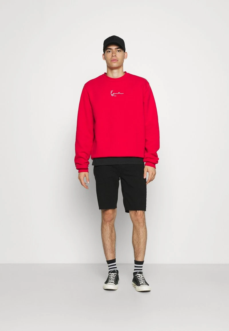 Karl Kani UNISEX SMALL SIGNATURE CREW - Sweatjacke - Red 4 Karl Kani UNISEX SMALL SIGNATURE CREW - Sweatjacke - Red – Bild 2
