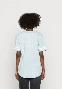 Karl Kani BASEBALL SHIRT - Hemdbluse - Blue, Damen 4 Karl Kani BASEBALL SHIRT - Hemdbluse - Blue, Damen -Outlet KARL KANI Store 8ae750e4365747dba06b596a344b9e51