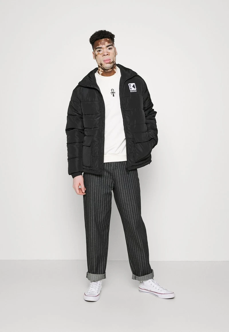 BLOCK PUFFER JACKET UNISEX - Übergangsjacke - black Karl Kani BLOCK PUFFER JACKET UNISEX - Übergangsjacke - Black -Outlet KARL KANI Store 8da512a4eba04ea4bc7d95a4fa431deb