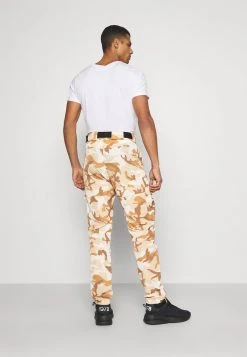 Karl Kani SIGNATURE CAMO CRINCLE PANTS - Cargohose - Beige/sand, Herren -Outlet KARL KANI Store 91379ff6c1604e9abe2ec4e8e0506fa1