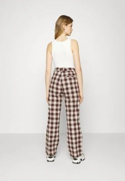 Karl Kani RETRO WIDE LEG CHECK PANTS - Stoffhose - Sand, Damen 10 Karl Kani RETRO WIDE LEG CHECK PANTS - Stoffhose - Sand, Damen -Outlet KARL KANI Store 929de30861a04f648011c50ad69ee057