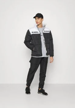 Karl Kani Verkaufsladen -Outlet KARL KANI Store 954da2b3dd0b48629b34a958d742100c