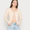 Karl Kani SIGNATURE - Strickjacke - Light Sand, Damen 1 Karl Kani SIGNATURE - Strickjacke - Light Sand, Damen -Outlet KARL KANI Store 9653e926b35a47d39ad32d079c66291b