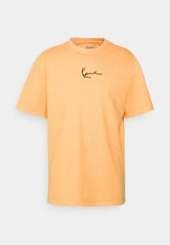 Karl Kani SMALL SIGNATURE WASHED TEE UNISEX - T-Shirt Print - Light Orange 12 Karl Kani SMALL SIGNATURE WASHED TEE UNISEX - T-Shirt Print - Light Orange -Outlet KARL KANI Store 995bbff335f6452189a8f3a9a7152db0