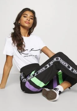 Karl Kani SIGNATURE TEE - T-Shirt Print - White, Damen -Outlet KARL KANI Store 99c5b5a65fec4caf842db7fd5f9c824e