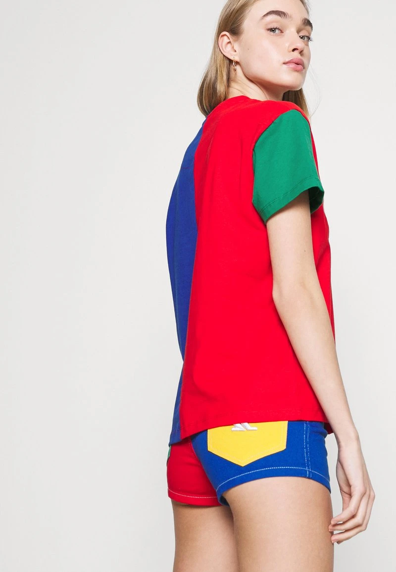 SIGNATURE BLOCK TEE - T-Shirt print - multicolor Karl Kani SIGNATURE BLOCK TEE - T-Shirt Print - Multicolor, Damen -Outlet KARL KANI Store 9a8bee7558c94a4a88d81d4c87bbc885