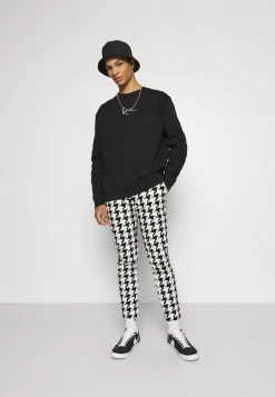 Karl Kani SMALL SIGNATURE CREW - Sweatshirt - Black, Herren 9 Karl Kani SMALL SIGNATURE CREW - Sweatshirt - Black, Herren -Outlet KARL KANI Store a01013ddae214772bc32f09855183c7b