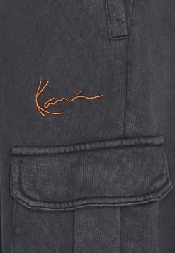 Karl Kani SMALL SIGNATURE WASHED UNISEX - Cargohose - Black 9 Karl Kani SMALL SIGNATURE WASHED UNISEX - Cargohose - Black -Outlet KARL KANI Store a093da15f4be481f94d8c94e1c67d78f