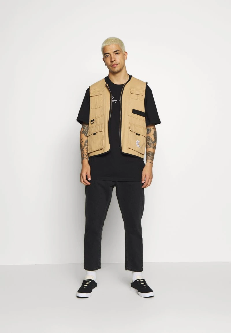 KK SIGNATURE TEE - T-Shirt basic - black Karl Kani KK SIGNATURE TEE - T-Shirt Basic - Black, Herren -Outlet KARL KANI Store a8fa52a79cfe45f6b33b517d8d8857bb