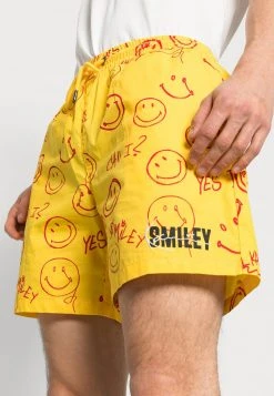 KARL KANI X SMILEY® SIGNATURE RESORT UNISEX - Shorts - Yellow 6 KARL KANI X SMILEY® SIGNATURE RESORT UNISEX - Shorts - Yellow -Outlet KARL KANI Store ad20b8062bd44d288d12c515013858c1