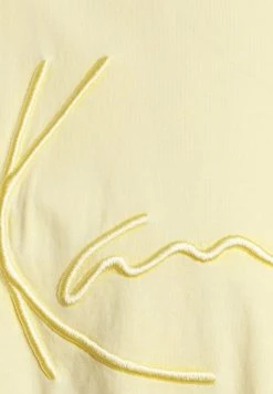 Karl Kani SIGNATURE DESTROYED TEE UNISEX - T-Shirt Print - Light Yellow 7 Karl Kani SIGNATURE DESTROYED TEE UNISEX - T-Shirt Print - Light Yellow -Outlet KARL KANI Store aeda52e76aee4bf0a67e22f734a3cc28