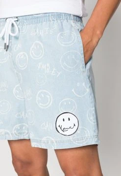KARL KANI X SMILEY® SIGNATURE RESORT - Shorts - Bleached Blue, Herren 11 KARL KANI X SMILEY® SIGNATURE RESORT - Shorts - Bleached Blue, Herren -Outlet KARL KANI Store aef6813e76094e4ab549c73b1293d39b