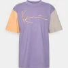 Karl Kani SIGNATURE BLOCK TEE UNISEX - T-Shirt Print - Lilac -Outlet KARL KANI Store b1fb48b102b648c1ad7bc3ab018f8a3a