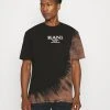 Karl Kani RETRO BLEACHED TEE UNISEX - T-Shirt Print - Black 1 Karl Kani RETRO BLEACHED TEE UNISEX - T-Shirt Print - Black -Outlet KARL KANI Store b9dada87422b416a96f0af6efc02ff4f