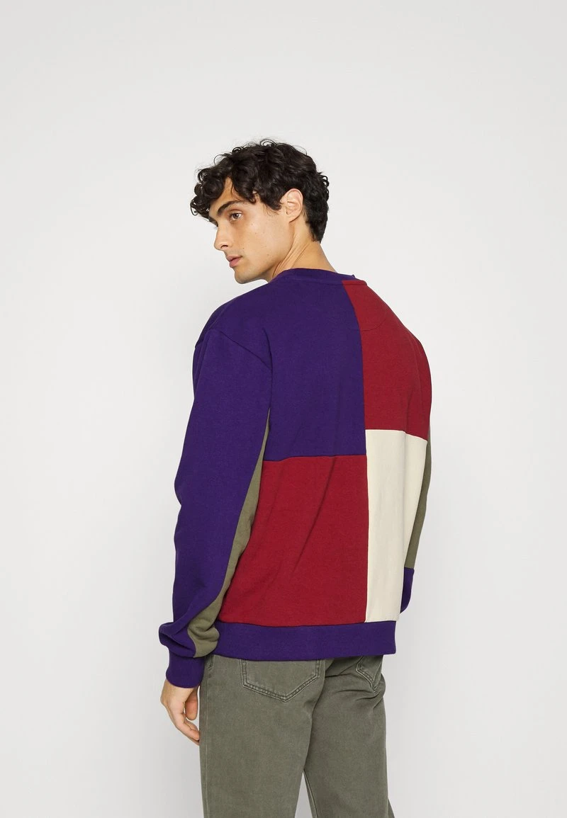 Karl Kani UNISEX SMALL SIGNATURE BLOCK CREW - Sweatshirt - Lilac 5 Karl Kani UNISEX SMALL SIGNATURE BLOCK CREW - Sweatshirt - Lilac – Bild 3