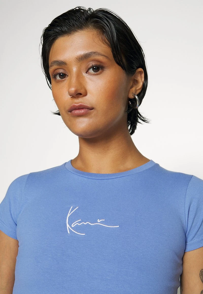 SIGNATURE - T-Shirt print - blue Karl Kani SIGNATURE - T-Shirt Print - Blue, Damen -Outlet KARL KANI Store bc4fa13103d3479bbe4cd6130f484a49