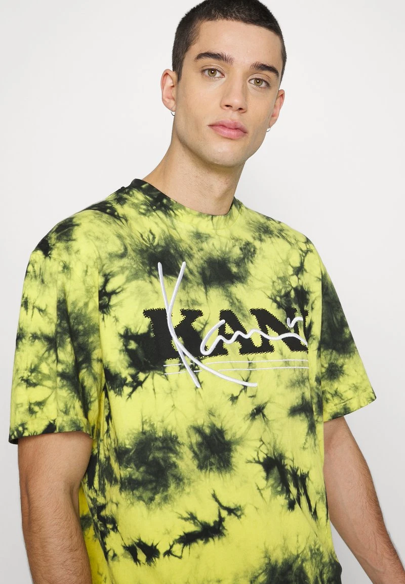 Karl Kani RETRO TIE DYE TEE UNISEX - T-Shirt Print - Yellow 6 Karl Kani RETRO TIE DYE TEE UNISEX - T-Shirt Print - Yellow – Bild 4