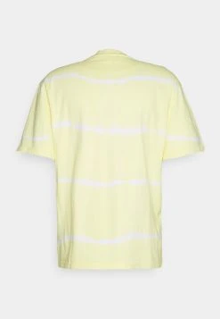 Karl Kani SIGNATURE TIE DYE TEE UNISEX - T-Shirt Print - Light Yellow -Outlet KARL KANI Store c298a9b12df949d481522c78cf2bbfee