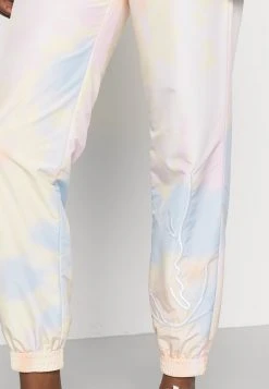 Karl Kani SIGNATURE TIE DYE TRACKPANTS - Jogginghose - Multicolor, Damen 6 Karl Kani SIGNATURE TIE DYE TRACKPANTS - Jogginghose - Multicolor, Damen -Outlet KARL KANI Store c5bc66eebda14c1fbb66947b5bcfd2e3