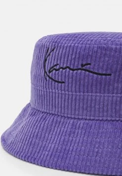 Karl Kani SIGNATURE BUCKET HAT UNISEX - Hut - Lilac -Outlet KARL KANI Store cad9f710453a409fa651ac49f3f803e2