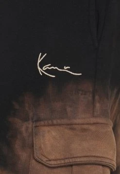 Karl Kani SMALL SIGNATURE BLEACHED UNISEX - Jogginghose - Black 8 Karl Kani SMALL SIGNATURE BLEACHED UNISEX - Jogginghose - Black -Outlet KARL KANI Store cb73dd7c2c5b40739f6592f398b7c0ec