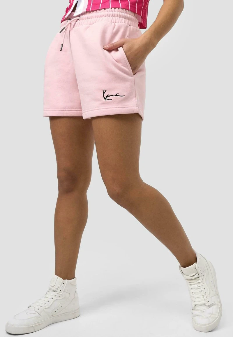 SMALL SIGNATURE - Shorts - light rose Karl Kani SMALL SIGNATURE - Shorts - Light Rose, Damen -Outlet KARL KANI Store d1becb1be1e84fa38968d99d314c04f1