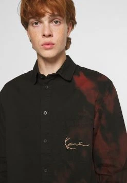 Karl Kani SMALL SIGNATURE BLEACHED SHIRT - Hemd - Black, Herren 5 Karl Kani SMALL SIGNATURE BLEACHED SHIRT - Hemd - Black, Herren -Outlet KARL KANI Store d3037de73c3249d1b08e59a9efbde2c6