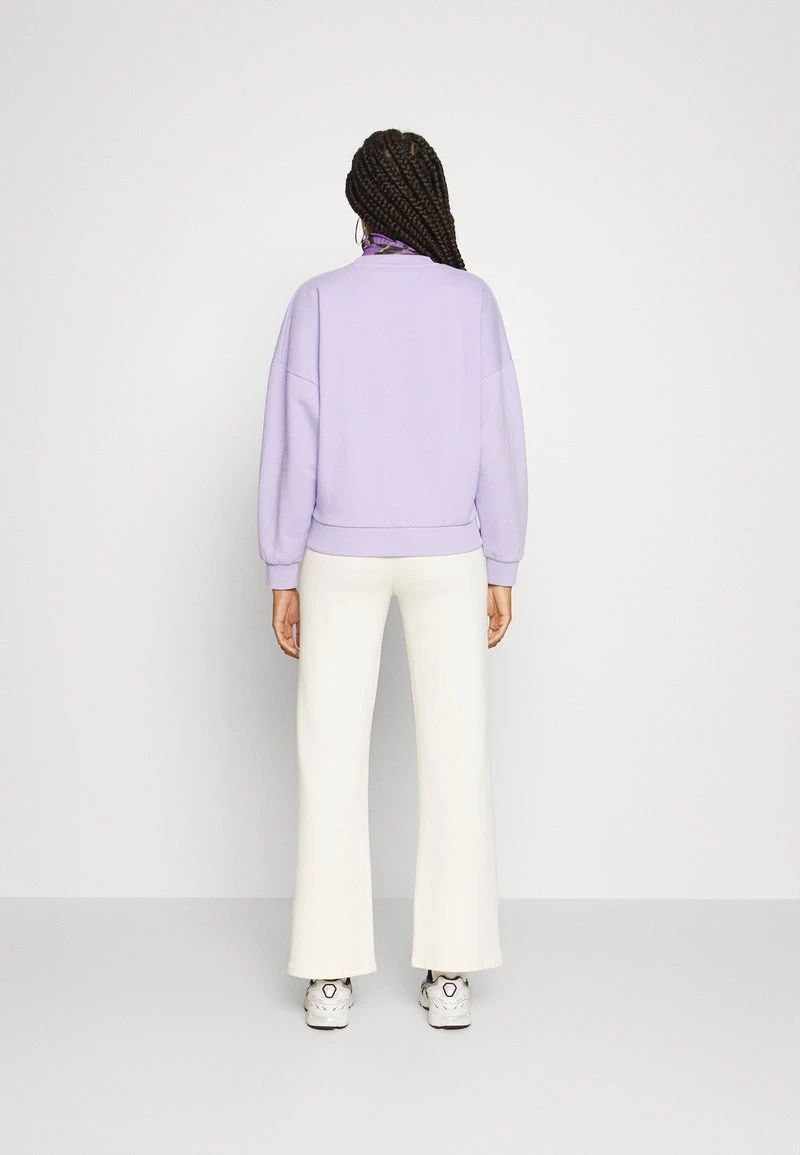 SMALL SIGNATURE CREW - Sweatshirt - purple Karl Kani SMALL SIGNATURE CREW - Sweatshirt - Purple, Damen -Outlet KARL KANI Store d73da5da83bf47c2b9db3d0e5ee593d7