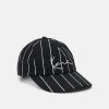 Karl Kani SIGNATURE PINSTRIPE UNISEX - Cap - Black -Outlet KARL KANI Store d7e321e0bad94af897f66e952f6a747a