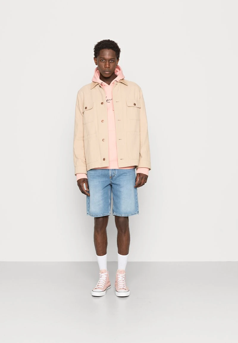 Karl Kani SMALL SIGNATURE HOODIE UNISEX - Kapuzenpullover - Light Rose 4 Karl Kani SMALL SIGNATURE HOODIE UNISEX - Kapuzenpullover - Light Rose – Bild 2