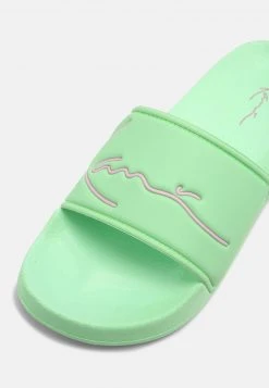 Karl Kani SIGNATURE POOL SLIDE - Pantolette Flach - Green, Damen 17 Karl Kani SIGNATURE POOL SLIDE - Pantolette Flach - Green, Damen -Outlet KARL KANI Store de758959a8354b068127c5dc4a3a1af6