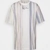 Karl Kani SMALL SIGNATURE TEE UNISEX - T-Shirt Print - Cream 1 Karl Kani SMALL SIGNATURE TEE UNISEX - T-Shirt Print - Cream -Outlet KARL KANI Store ded86048ca1d4a858db938802baabfe8