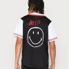 KARL KANI X SMILEY® OG SCRIBBLE BASEBALL SHIRT - Hemd - Black, Herren 1 KARL KANI X SMILEY® OG SCRIBBLE BASEBALL SHIRT - Hemd - Black, Herren -Outlet KARL KANI Store e10871a30a584d34b64c57d9312d4bac