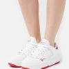 Karl Kani UP - Sneaker Low - White/red, Damen 1 Karl Kani UP - Sneaker Low - White/red, Damen -Outlet KARL KANI Store e9554e6b87894b3da6b421a9b5fd1519