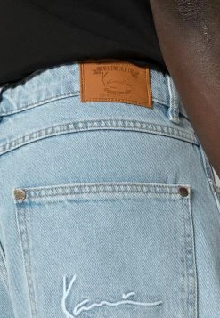 Karl Kani SMALL SIGNATURE TAPERED FIVEPOCKET - Jeans Tapered Fit - Light Blue, Herren -Outlet KARL KANI Store eaf84eff8126400f84e36b92225e1ae2