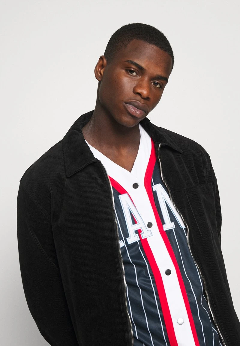 COLLEGE BLOCK PINSTRIPE BASEBALL SHIRT - Hemd - navy Karl Kani COLLEGE BLOCK PINSTRIPE BASEBALL SHIRT - Hemd - Navy, Herren -Outlet KARL KANI Store efa4a65749cd4273abd614f8e23f382f