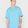 KARL KANI X SMILEY® SMALL SIGNATURE TEE UNISEX - T-Shirt Basic - Blue -Outlet KARL KANI Store f0ae735505b64ed2bd5539f86727a651