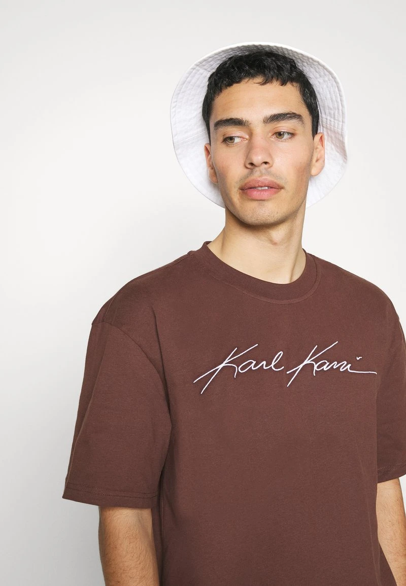 Karl Kani AUTOGRAPH TEE UNISEX - T-Shirt Basic - Brown 8 Karl Kani AUTOGRAPH TEE UNISEX - T-Shirt Basic - Brown – Bild 6