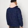 Karl Kani UNISEX RETRO RINSED BLOCK PUFFER - Winterjacke - Blue 2 Karl Kani UNISEX RETRO RINSED BLOCK PUFFER - Winterjacke - Blue -Outlet KARL KANI Store f626f56c0f284270bb70d27b77d9faff