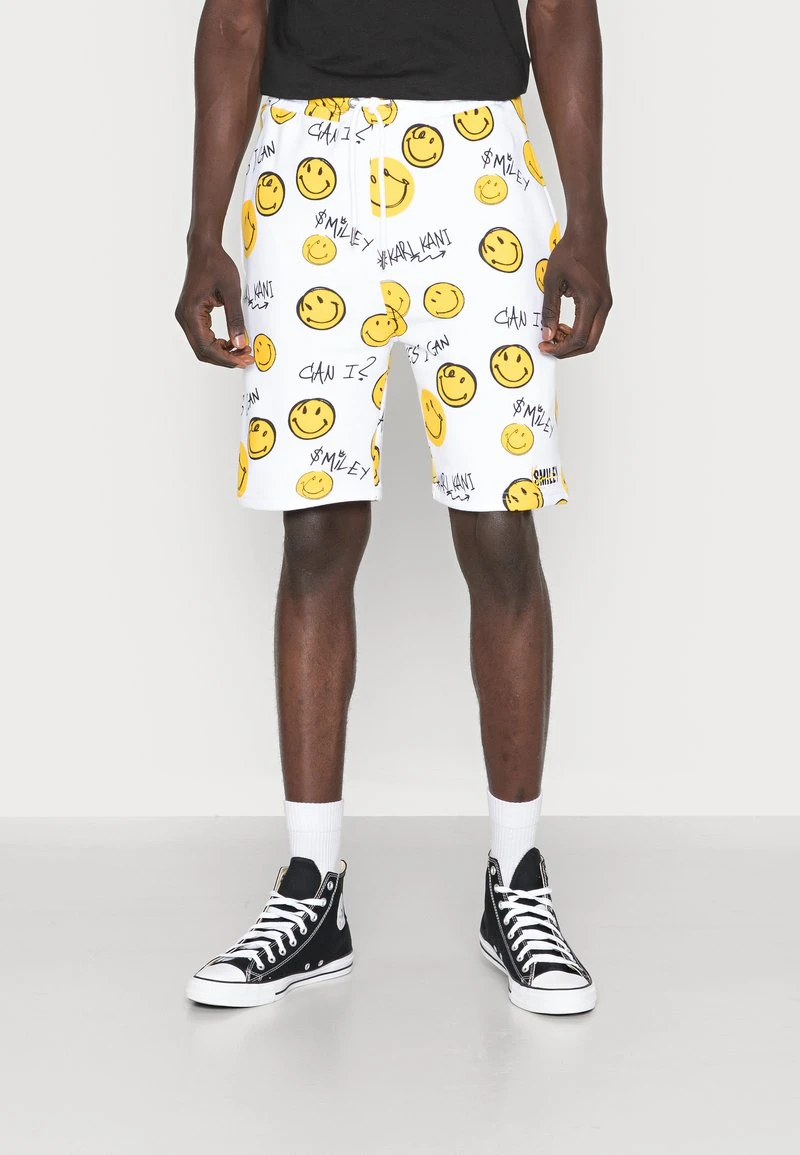 KARL KANI X SMILEY® SMALL SIGNATURE UNISEX - Shorts - White 3 KARL KANI X SMILEY® SMALL SIGNATURE UNISEX - Shorts - White