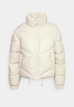 Karl Kani CHEST SIGNATURE PUFFER JACKET - Winterjacke - Light Sand, Damen 6 Karl Kani CHEST SIGNATURE PUFFER JACKET - Winterjacke - Light Sand, Damen -Outlet KARL KANI Store f7ec60bc1815429e848794b578ba4b36