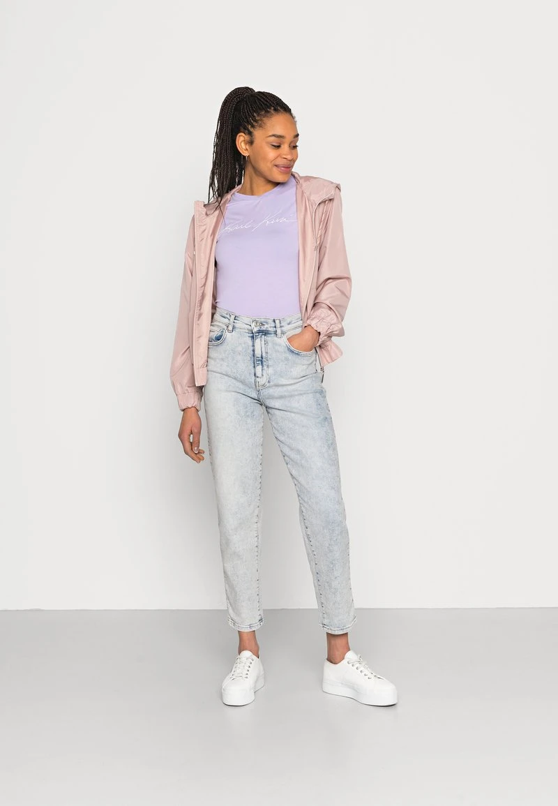 Karl Kani AUTOGRAPH TIGHT TEE - T-Shirt Print - Purple, Damen 4 Karl Kani AUTOGRAPH TIGHT TEE - T-Shirt Print - Purple, Damen – Bild 2