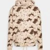 Karl Kani SIGNATURE CAMO HOODIE - Sweatshirt - Sand, Herren 1 Karl Kani SIGNATURE CAMO HOODIE - Sweatshirt - Sand, Herren -Outlet KARL KANI Store fe25f8eacea64d2b9b6b81c77a67832d